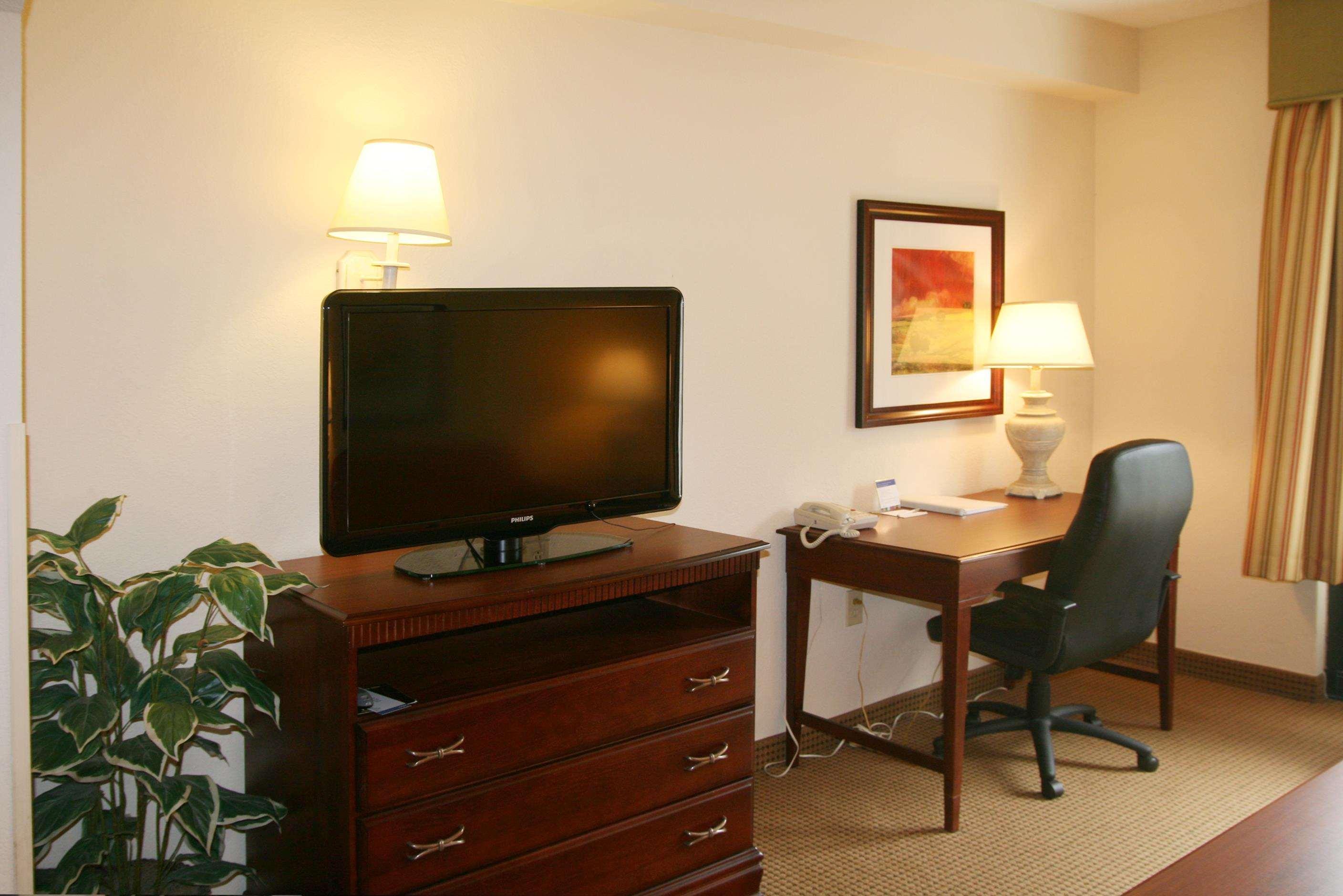 Hampton Inn & Suites Alpharetta Roswell Exterior photo